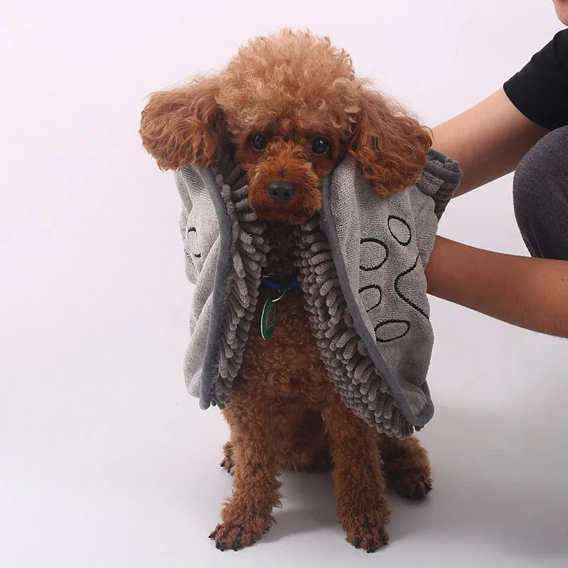 Asciugamano ultra-assorbente per animali domestici: praticità e comfort!